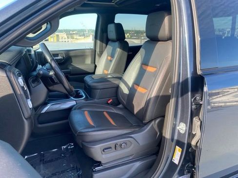 Used 2021 GMC Sierra 1500 AT4 w/ AT4 Value Package AWD/4WD image 16