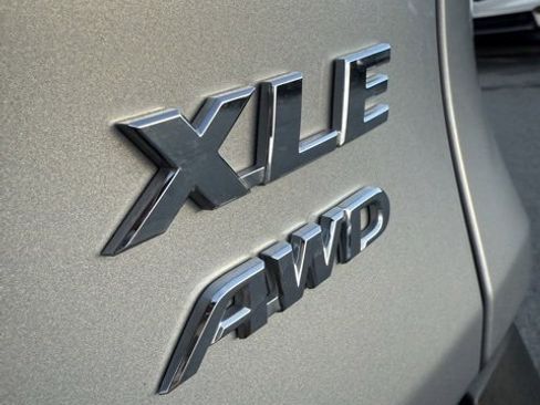 Used 2025 Toyota RAV4 XLE image 7
