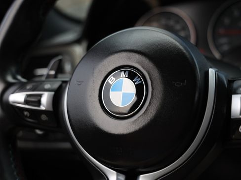 Used 2015 BMW M4 Coupe RWD image 29