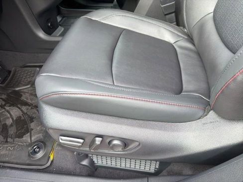 New 2026 Toyota Sienna XSE image 11