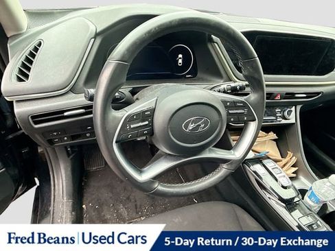 Used 2023 Hyundai Sonata SEL w/ Convenience Package image 13