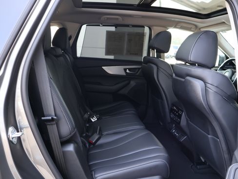 Used 2023 Acura MDX w/ Technology Package FWD image 29