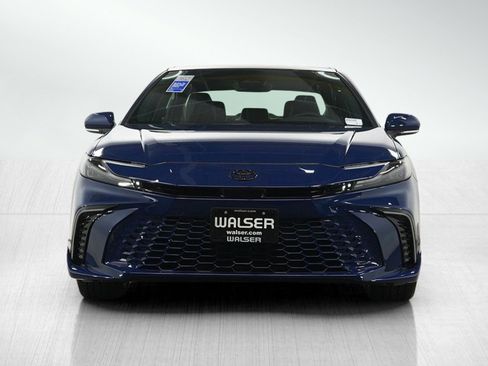 Used 2025 Toyota Camry XSE image 8