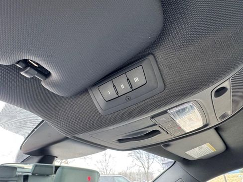 Used 2018 Audi A3 e-tron Prestige image 19