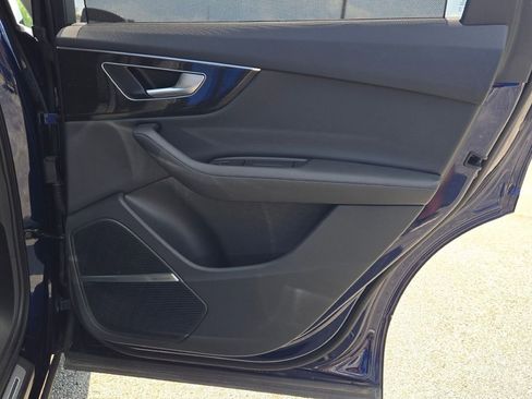 Used 2023 Audi Q7 3.0T Prestige image 12