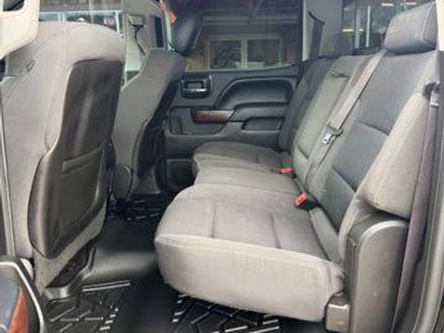 Used 2014 GMC Sierra 1500 SLE w/ Suspension Package, Off-Road AWD/4WD image 12