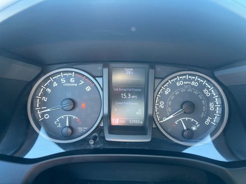 Used 2019 Toyota Tacoma TRD Sport image 22