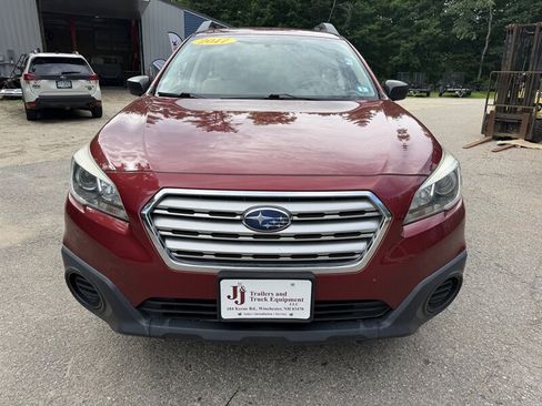 Used 2017 Subaru Outback 2.5i AWD/4WD image 2