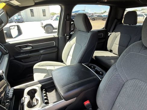 Used 2022 RAM 1500 Big Horn AWD/4WD image 22