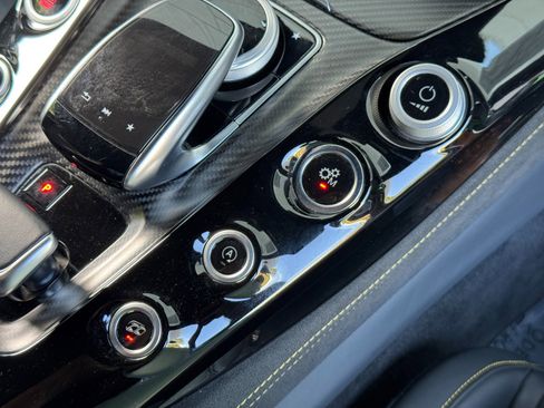 Used 2018 Mercedes-Benz AMG GT R image 36