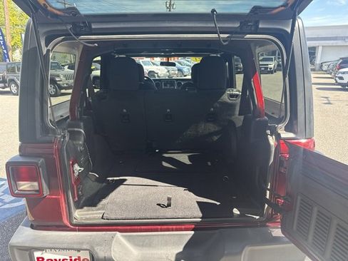 Used 2021 Jeep Wrangler Unlimited Sport image 32