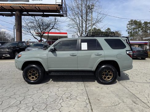 Used 2022 Toyota 4Runner Trail Special Edition image 9