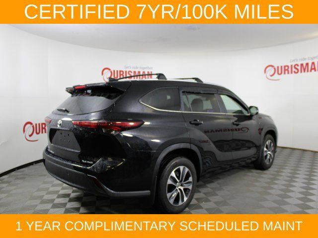 Used 2024 Toyota Highlander XLE AWD/4WD image 8