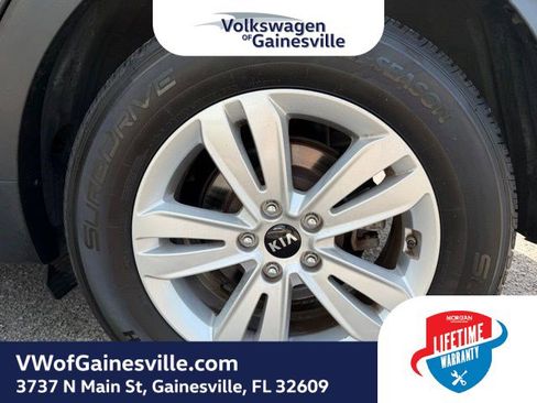Used 2018 Kia Sportage LX w/ LX Technology Package FWD image 29