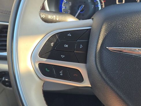 Used 2018 Chrysler Pacifica Limited w/ Tire & Wheel Group image 27