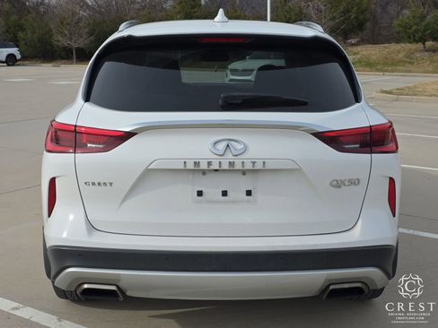 Used 2021 INFINITI QX50 Luxe image 4