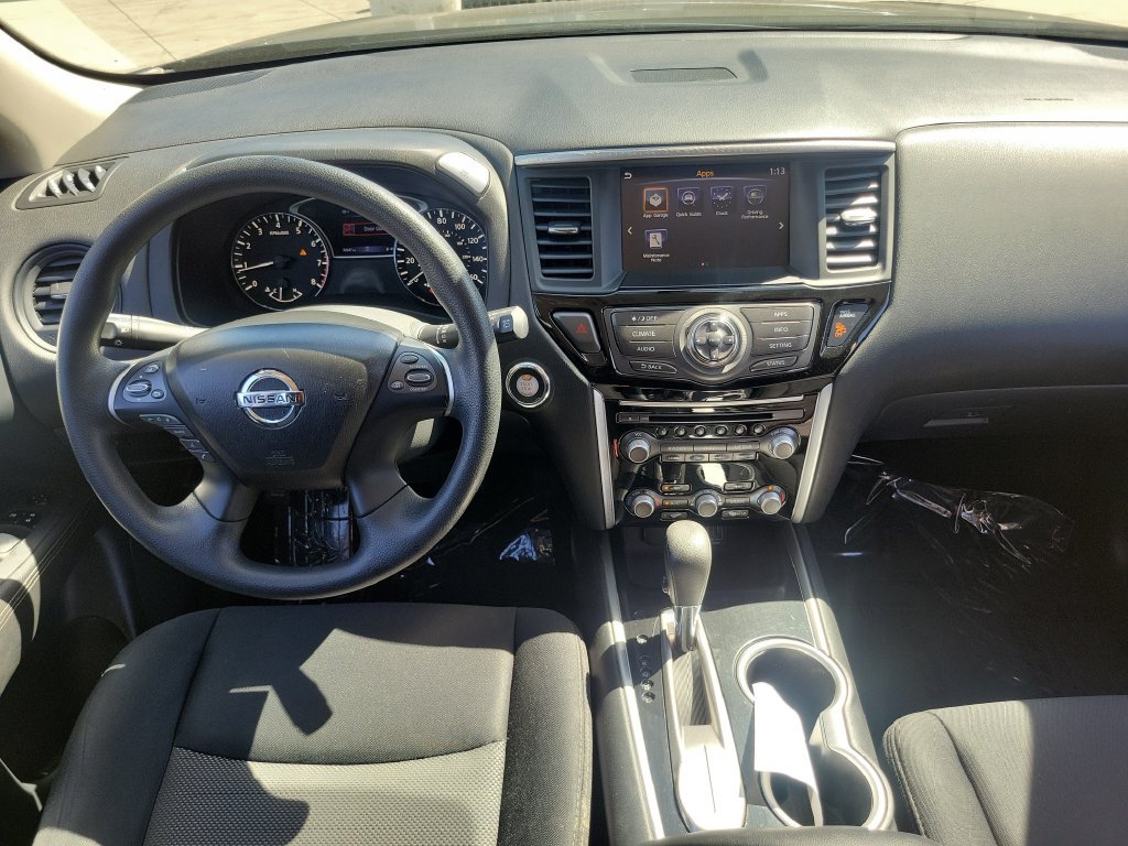 Used 2018 Nissan Pathfinder S FWD image 10