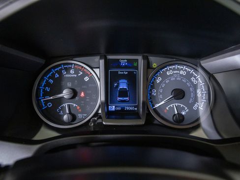 Used 2023 Toyota Tacoma 4x4 Double Cab image 14