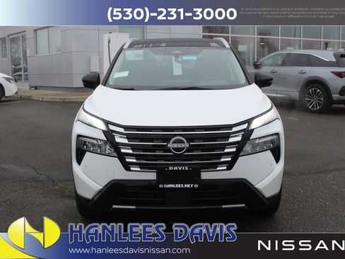 New 2026 Nissan Rogue Platinum w/ Platinum Premium Package image 4