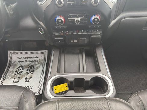 Used 2022 GMC Sierra 1500 Denali w/ Denali Reserve Package image 22