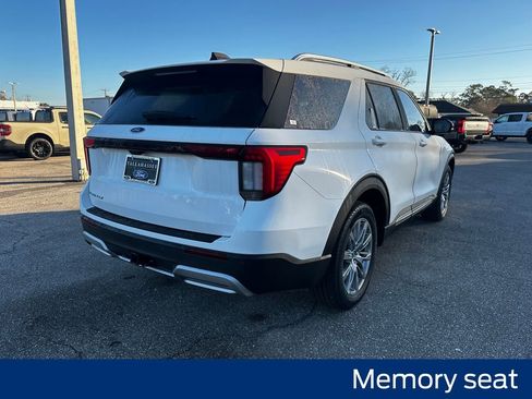 New 2026 Ford Explorer Platinum image 7