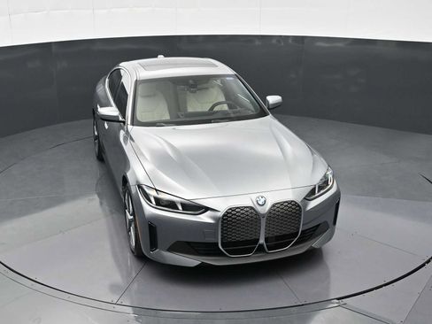 New 2026 BMW i4 eDrive40 w/ Premium Package RWD image 19