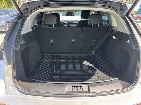 Used 2020 Lincoln Corsair AWD w/ Premium Package image 8