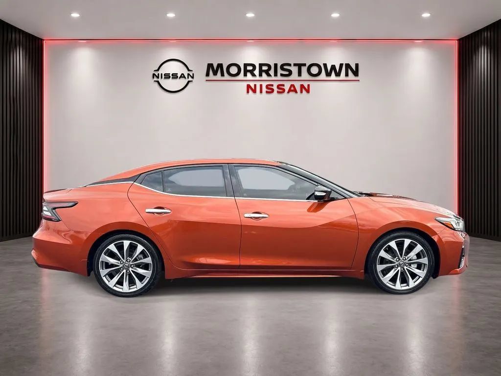 Used 2021 Nissan Maxima Platinum w/ Sport Mat Group FWD image 2