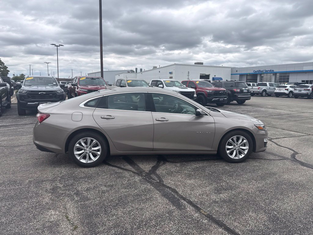 Used 2022 Chevrolet Malibu LT FWD image 6