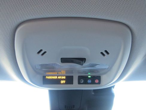 New 2026 Chevrolet Trax LT w/ LPO, Blackout Package image 31