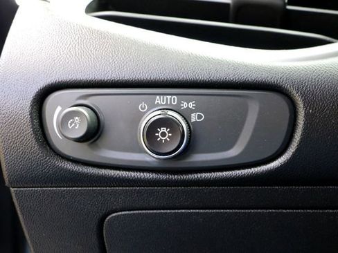 Used 2020 Chevrolet Malibu LS FWD image 20