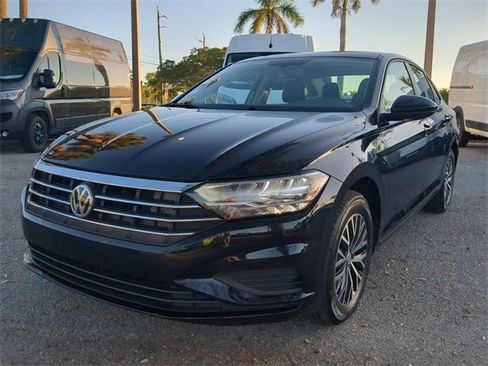 Used 2021 Volkswagen Jetta S image 9