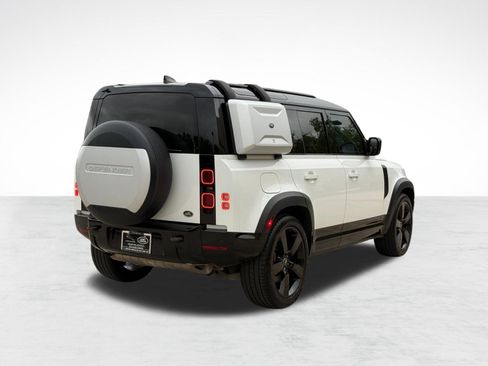 Used 2023 Land Rover Defender 110 X-Dynamic SE AWD/4WD image 9