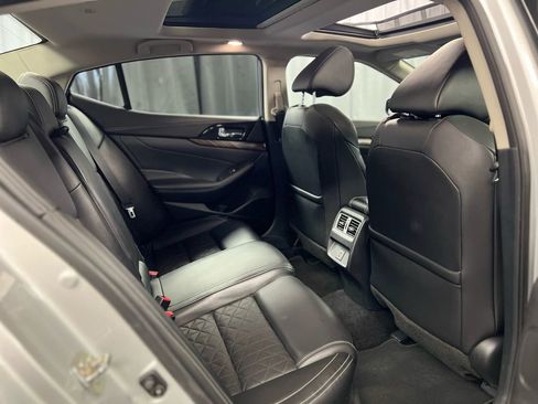 Used 2018 Nissan Maxima Platinum image 24