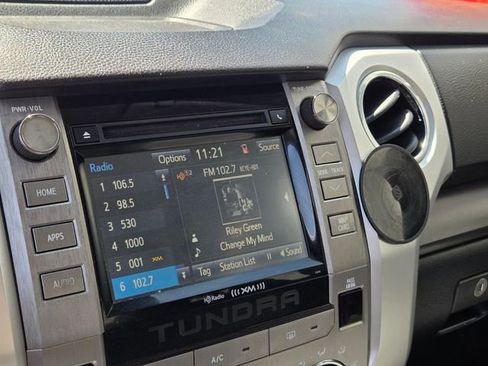 Used 2018 Toyota Tundra SR5 w/ SR5 Upgrade Package image 20