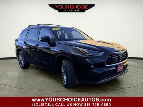 Used 2023 Toyota Highlander Platinum FWD image 8