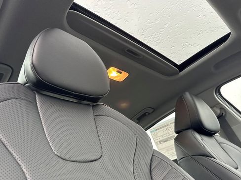 New 2026 Hyundai Elantra Limited image 14