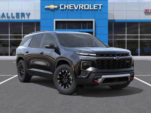New 2026 Chevrolet Traverse Z71 w/ Driver Confidence Package AWD/4WD image 8