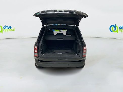 Used 2016 Land Rover Range Rover HSE image 14