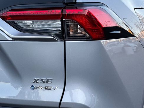 Used 2025 Toyota RAV4 XSE image 23