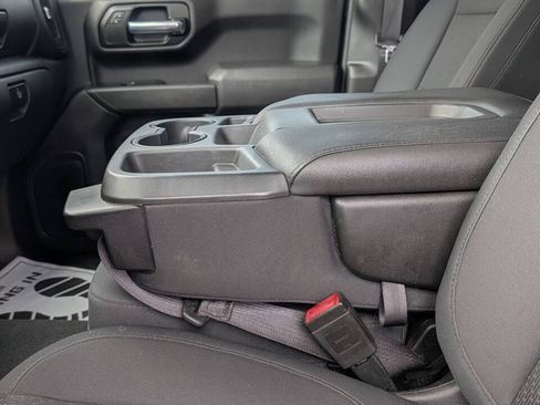 Used 2019 Chevrolet Silverado 1500 Custom w/ Custom Value Package AWD/4WD image 21