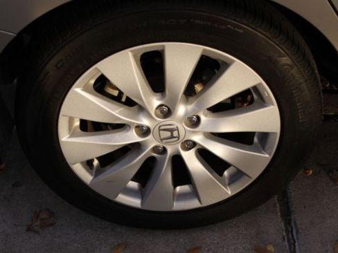 Used 2015 Honda Accord EX-L image 24