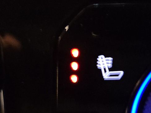 Certified 2025 Chevrolet Silverado 1500 LT image 23