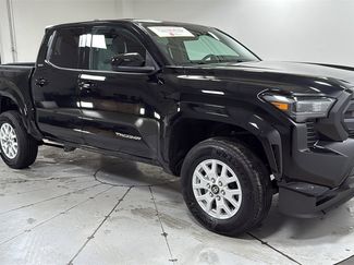 Certified 2025 Toyota Tacoma SR5 video 3