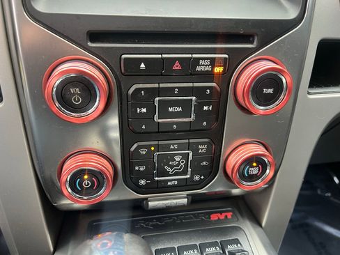 Used 2014 Ford F150 Raptor w/ Equipment Group 801A Luxury AWD/4WD image 41