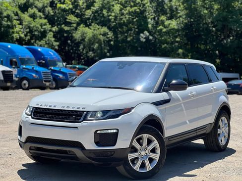 Used 2018 Land Rover Range Rover Evoque AWD/4WD image 2