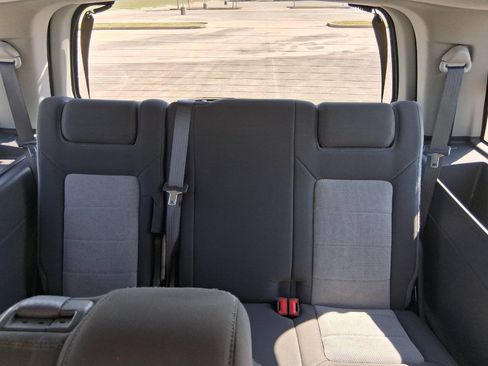Used 2006 Ford Expedition XLT RWD image 15