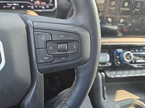 Used 2025 GMC Sierra 2500 AT4 w/ AT4 Premium Plus Package AWD/4WD image 21
