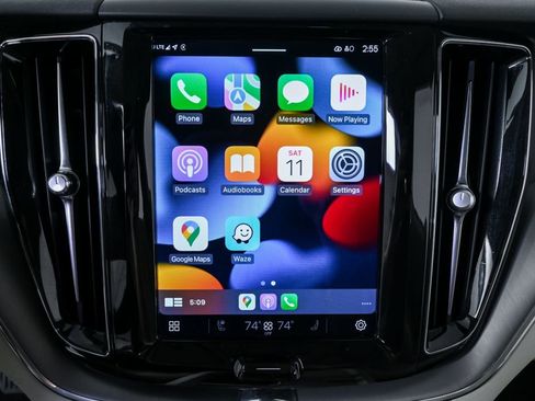 Used 2023 Volvo XC60 B5 Core w/ Climate Package image 17