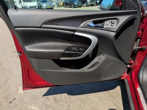 Used 2017 Buick Regal AWD image 14